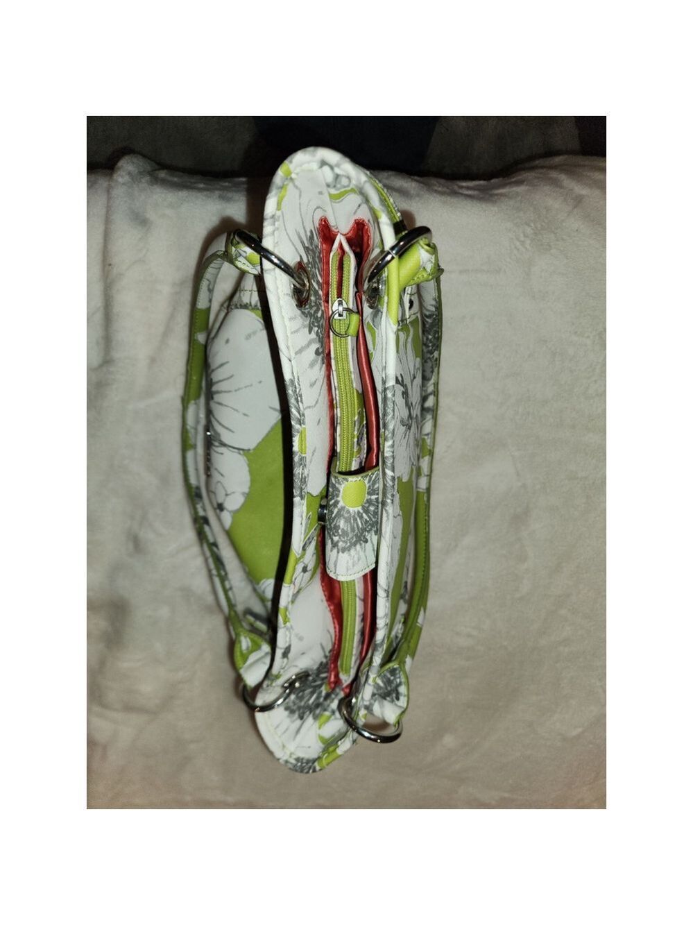 Tyler Rodan Green White Floral Tote Bag - Picture 5 of 9